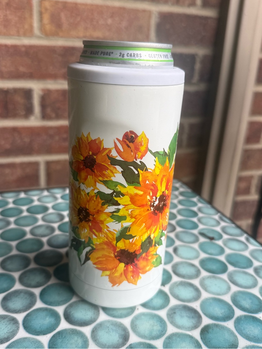 White Sunflower Slim Can Cooler - Insulated Floral Beverage Holder